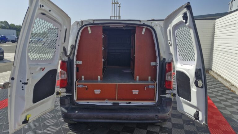 Citroën Berlingo M 1000 PURETECH 130 EAT8 WORKER - Image 05 (July 7, 2026)