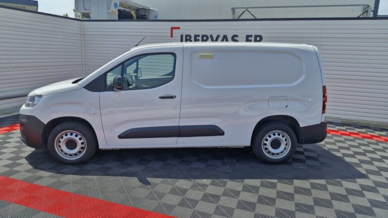 Citroën Berlingo XL 950 BLUEHDI 100 DRIVER - Image 03 (July 7, 2026)