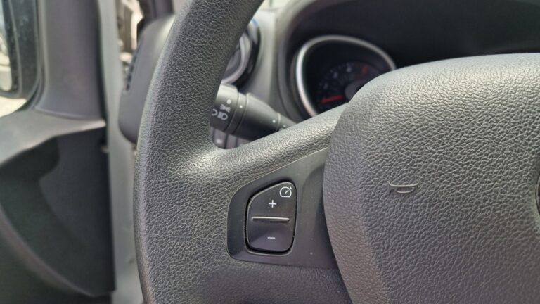 Renault Trafic DCI 145 EDC Grand Confort - Image 11 (July 7, 2026)