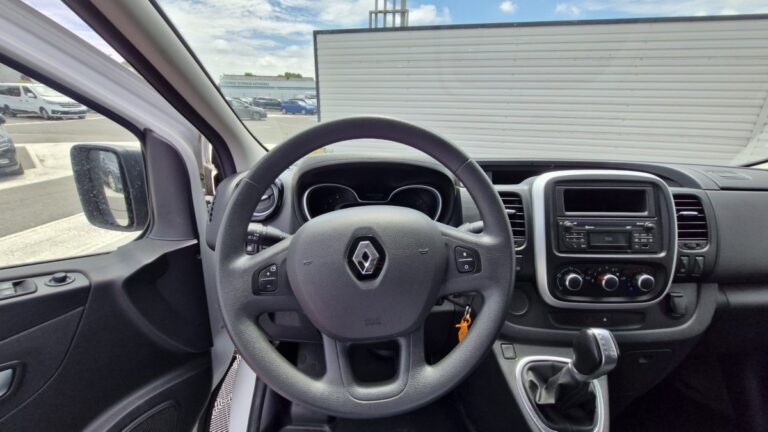 Renault Trafic DCI 145 EDC Grand Confort - Image 08 (July 7, 2026)
