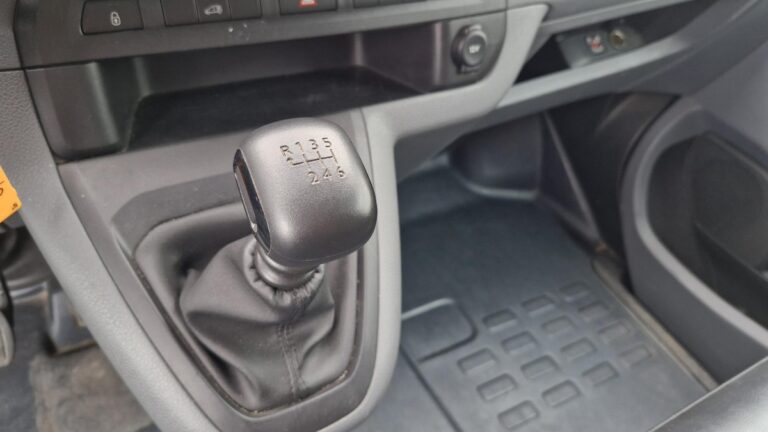 Citroën Jumpy M BlueHDI 120 Driver - Image 10 (July 7, 2026)