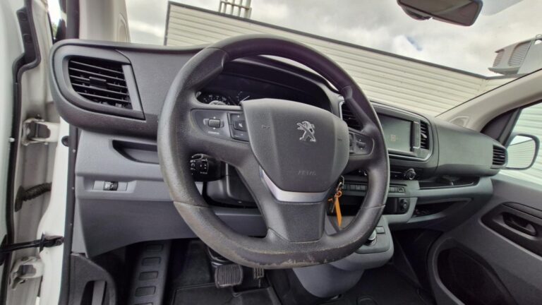 Peugeot Expert Standard 2.0 Bluehdi 120 EAT8 Asphalt - Image 12 (July 7, 2026)