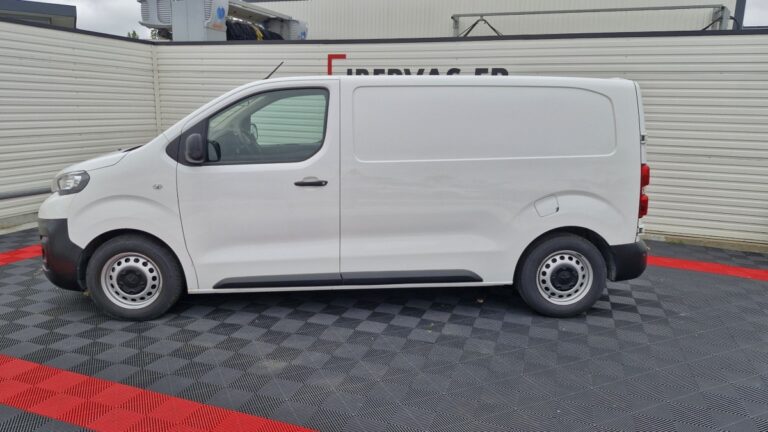 Peugeot Expert Standard 2.0 Bluehdi 120 EAT8 Asphalt - Image 03 (July 7, 2026)