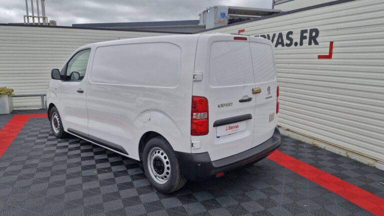 Peugeot Expert Standard 2.0 Bluehdi 120 EAT8 Asphalt - Image 04 (July 7, 2026)