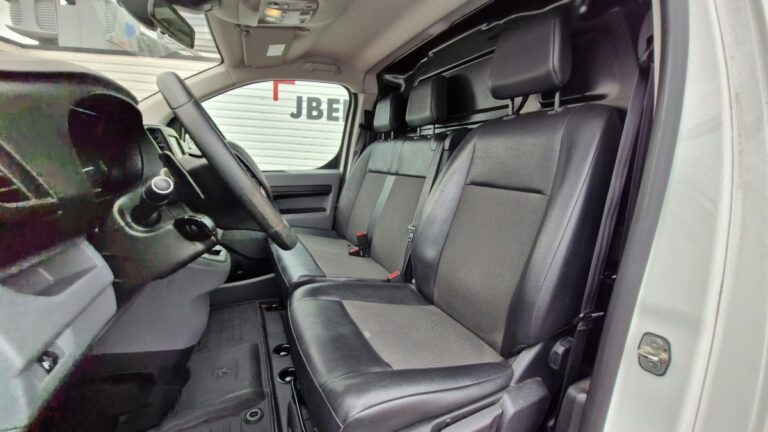 Peugeot Expert Standard 2.0 Bluehdi 120 EAT8 Asphalt - Image 08 (July 7, 2026)