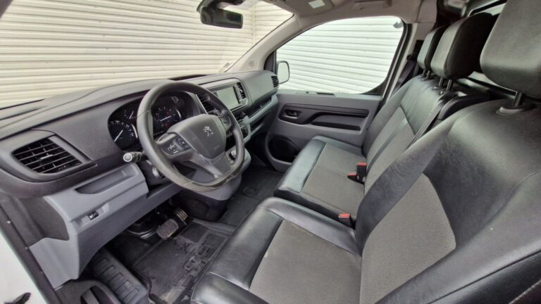 Peugeot Expert Standard 2.0 Bluehdi 120 EAT8 Asphalt - Image 09 (July 7, 2026)