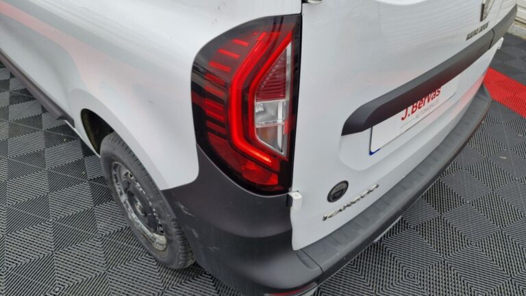 Renault Kangoo Van BLUE DCI 115 GRAND CONFORT - Image 20 (July 7, 2026)