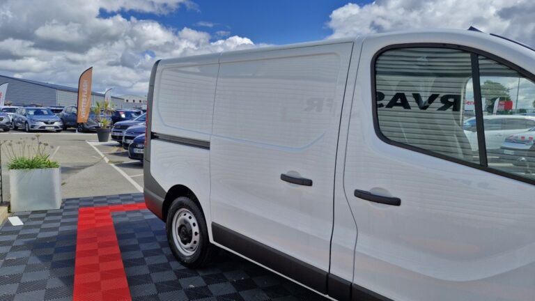 Renault Trafic Blue DCI 150 Grand Confort - Image 19 (July 7, 2026)