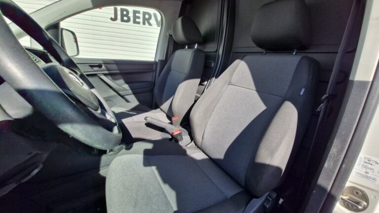 Volkswagen Caddy Van MAXI 2.0 TDI 102 BVM5 - Image 07 (July 7, 2026)