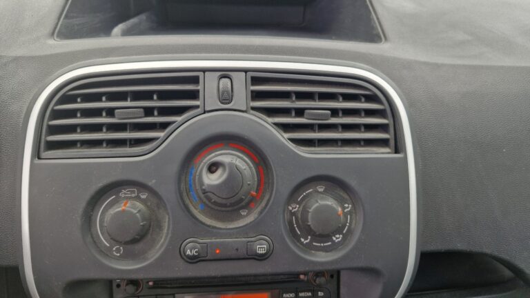 Renault Kangoo Express GRAND VOLUME BLUE DCI 95 CONFORT - Image 14 (July 7, 2026)