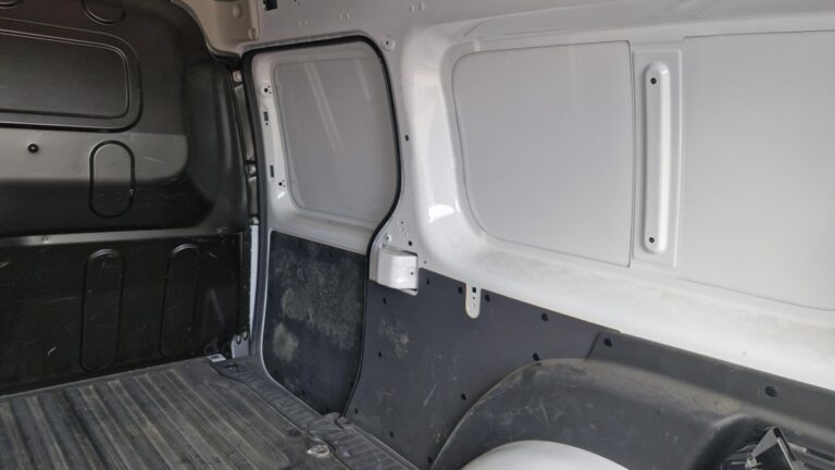 Renault Kangoo Express GRAND VOLUME BLUE DCI 95 CONFORT - Image 20 (July 7, 2026)