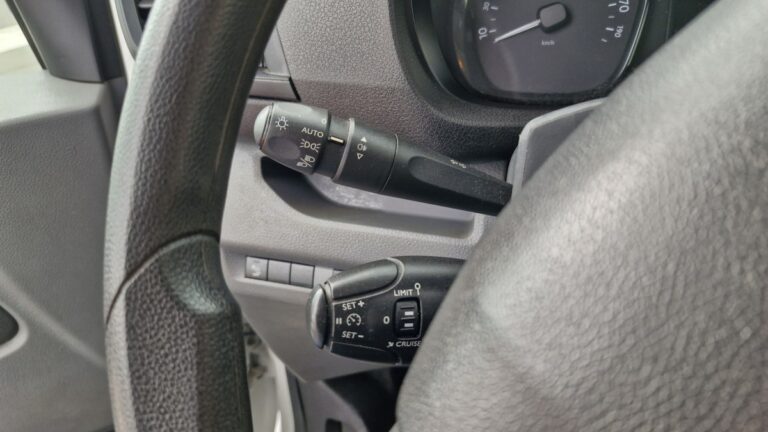 Peugeot Expert Standard 1.5 BlueHDI 120 Premium - Image 11 (July 7, 2026)