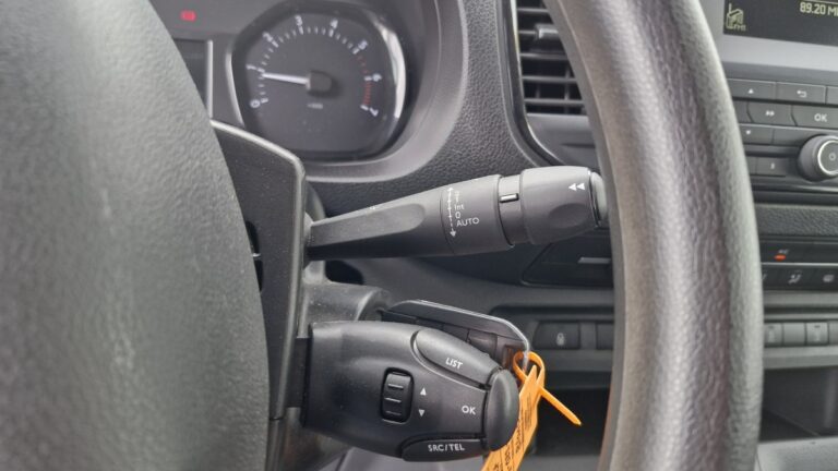 Peugeot Expert Standard 1.5 BlueHDI 120 Premium - Image 10 (July 7, 2026)