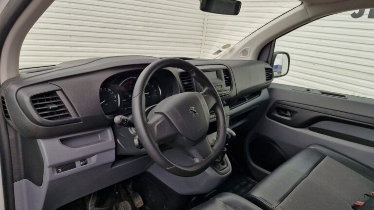 Peugeot Expert Standard 1.5 BlueHDI 120 Premium - Image 13 (July 7, 2026)
