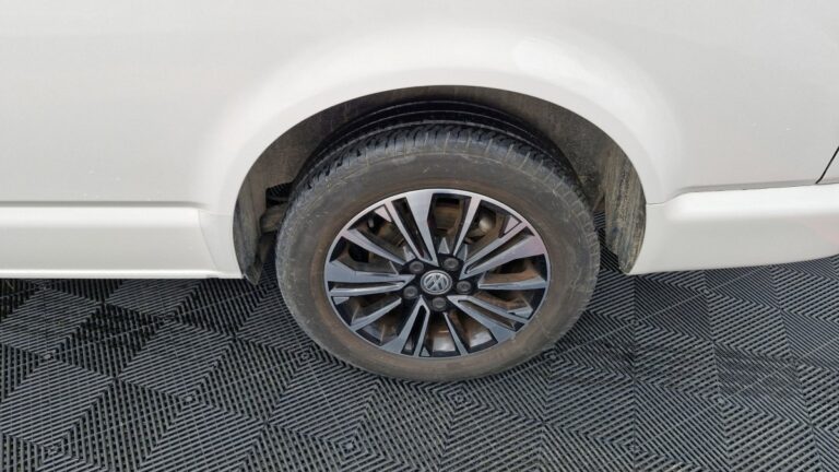 Volkswagen Transporter 2.0 TDI 150 DSG7 BUSINESS - Image 19 (July 7, 2026)