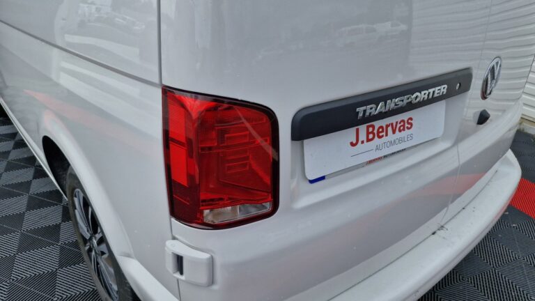 Volkswagen Transporter 2.0 TDI 150 DSG7 BUSINESS - Image 20 (July 7, 2026)
