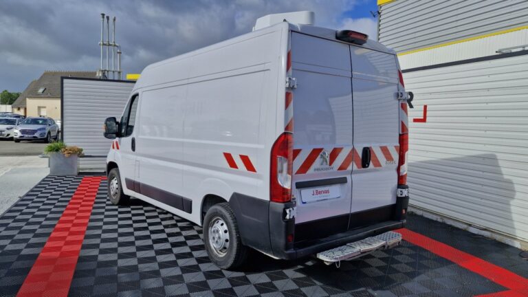 Peugeot Boxer BLUEHDI 120 PREMIUM - Image 04 (July 7, 2026)