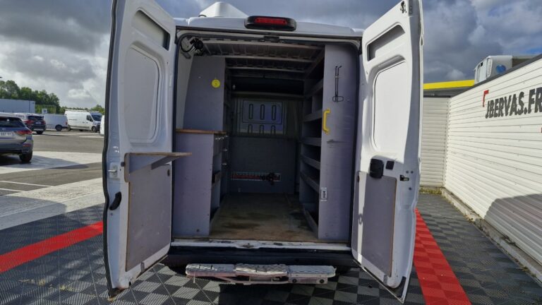 Peugeot Boxer BLUEHDI 120 PREMIUM - Image 06 (July 7, 2026)