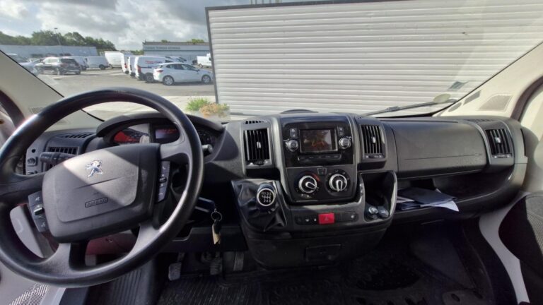 Peugeot Boxer BLUEHDI 120 PREMIUM - Image 07 (July 7, 2026)