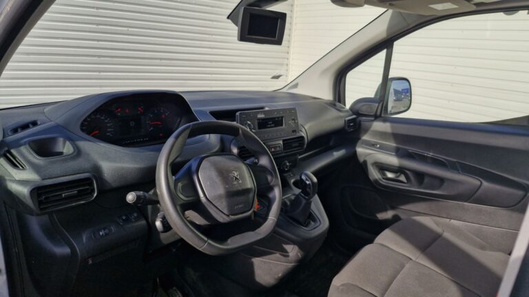 Peugeot Partner STANDARD BLUEHDI 100 PREMIUM - Image 15 (July 7, 2026)
