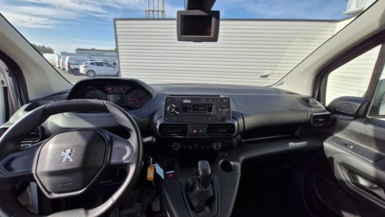 Peugeot Partner STANDARD BLUEHDI 100 PREMIUM - Image 08 (July 7, 2026)