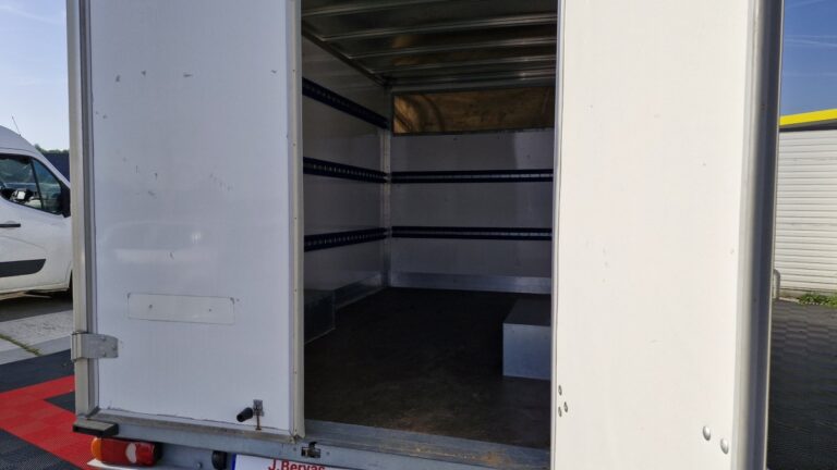 Renault Master F3500 blue dci 145 confort CAISSE 20m3 - Image 06 (July 7, 2026)
