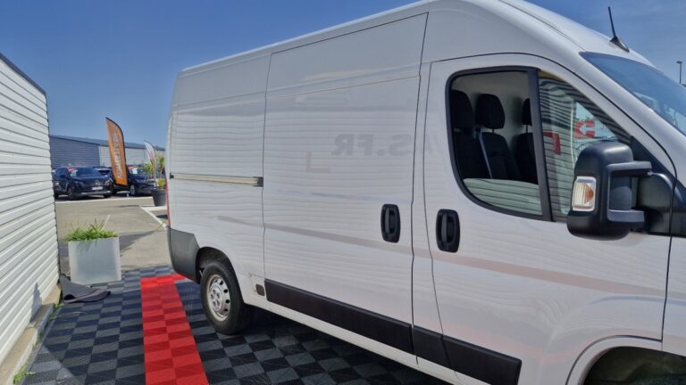 Peugeot Boxer BLUEHDI 140 ASPHALT - Image 20 (July 7, 2026)