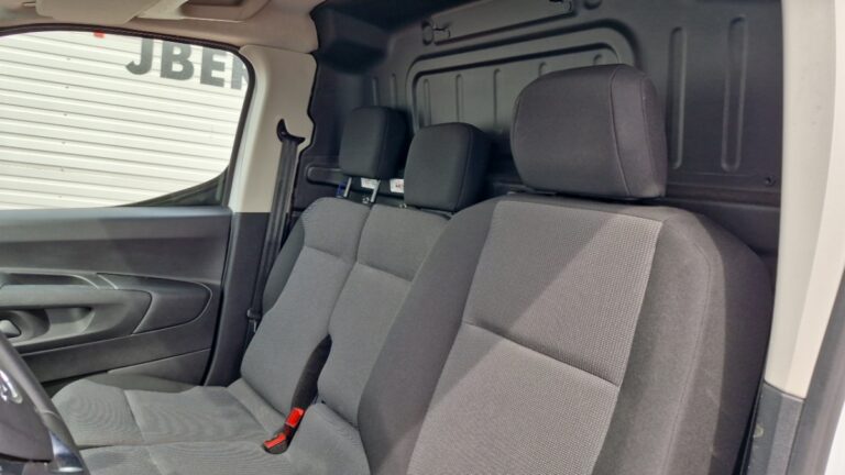 Opel combo cargo 1.5 100 CH AUGMENTE PACK CLIM - Image 08 (July 7, 2026)