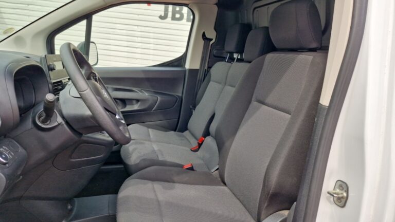 Opel combo cargo 1.5 100 CH AUGMENTE PACK CLIM - Image 09 (July 7, 2026)