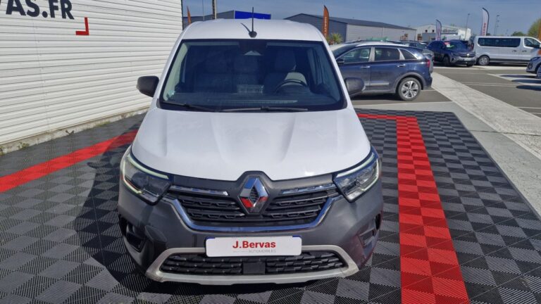 Renault Kangoo Van BLUE DCI 95 EXTRA – 3 PLACES - Image 02 (July 7, 2026)