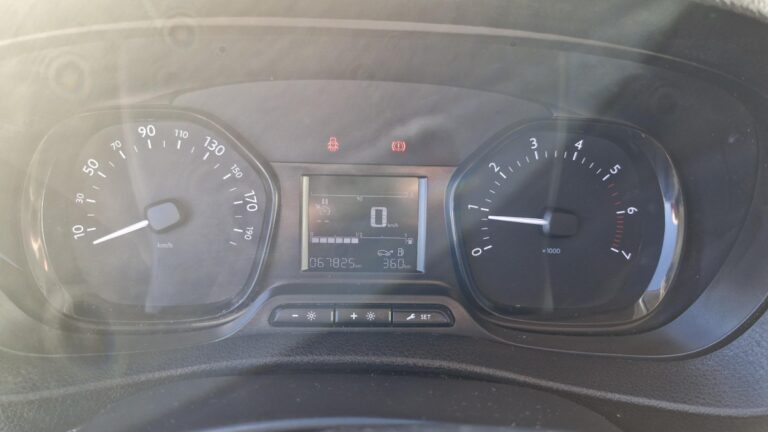 Peugeot Expert M BlueHDI 145 BVM6 - Image 16 (July 7, 2026)