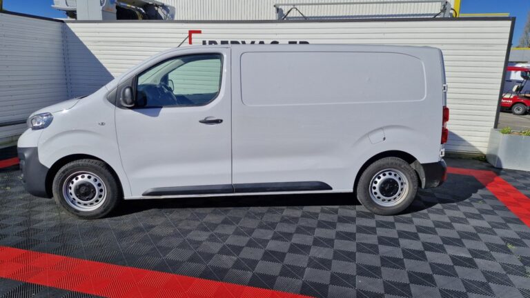 Peugeot Expert M BlueHDI 145 BVM6 - Image 03 (July 7, 2026)