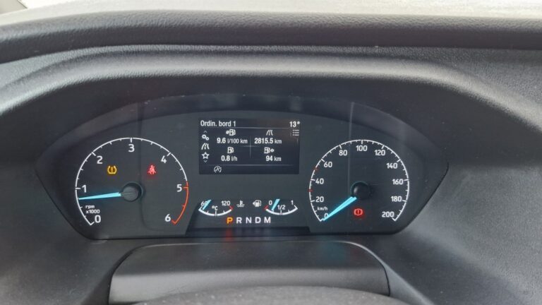 Ford Transit Custom 2.0 ECOBLUE 185 BVA SPORT - Image 15 (July 7, 2026)