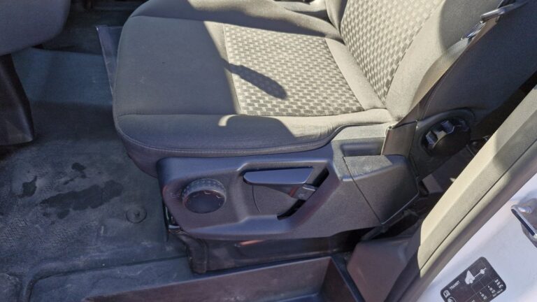 Ford Transit Custom CABINE APPROFONDIE 2.0 Ecoblue 130 Trend Business - Image 17 (July 7, 2026)