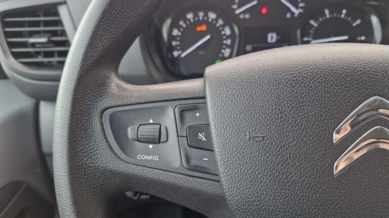 Citroën Jumpy XL BlueHDI 120 Driver - Image 14 (July 7, 2026)