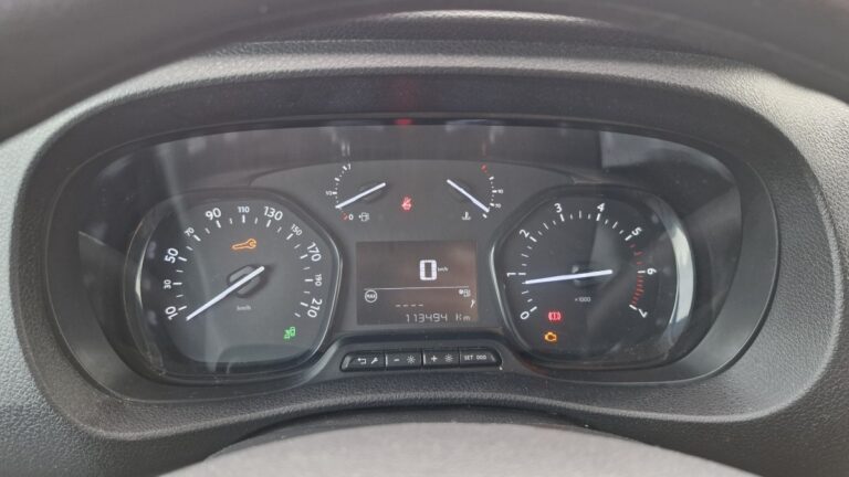 Citroën Jumpy XL BlueHDI 120 Driver - Image 16 (July 7, 2026)