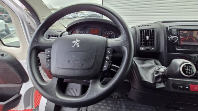 Peugeot Boxer BLUEHDI 140 ASPHALT - Image 18 (July 7, 2026)