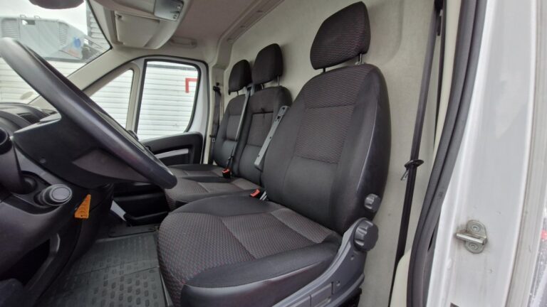 Peugeot Boxer BLUEHDI 140 ASPHALT - Image 08 (July 7, 2026)