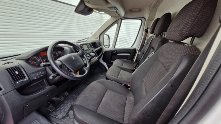 Peugeot Boxer BLUEHDI 140 ASPHALT - Image 09 (July 7, 2026)