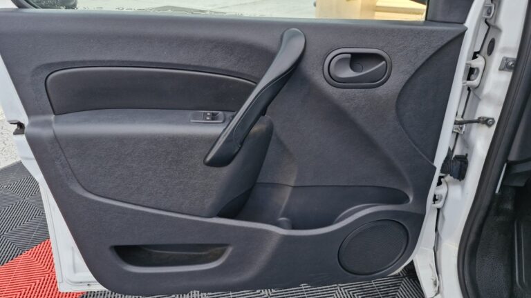 Renault Kangoo Express BLUE DCI 95 GRAND CONFORT - Image 16 (July 7, 2026)