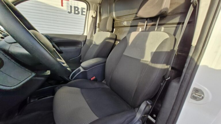 Renault Kangoo Express BLUE DCI 80 GRAND CONFORT - Image 14 (July 7, 2026)