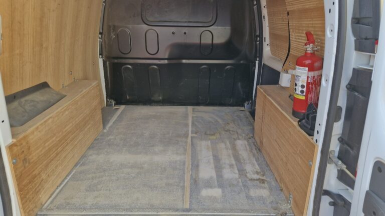 Renault Kangoo Express BLUE DCI 80 GRAND CONFORT - Image 06 (July 7, 2026)
