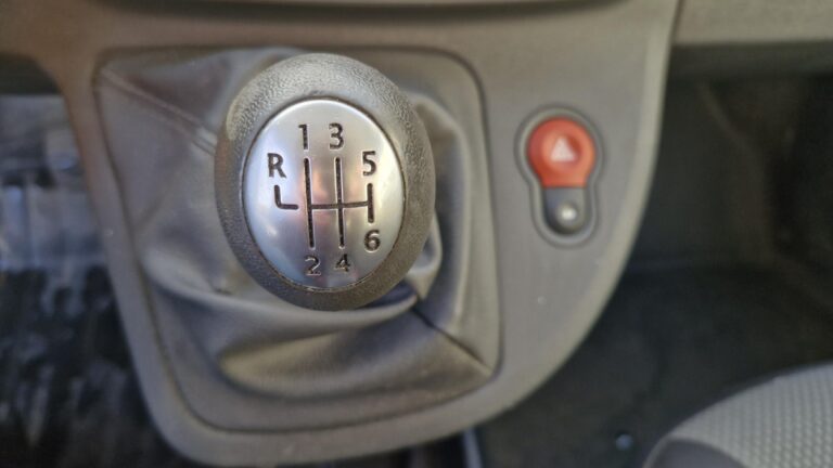 Renault Kangoo Express BLUE DCI 80 GRAND CONFORT - Image 09 (July 7, 2026)