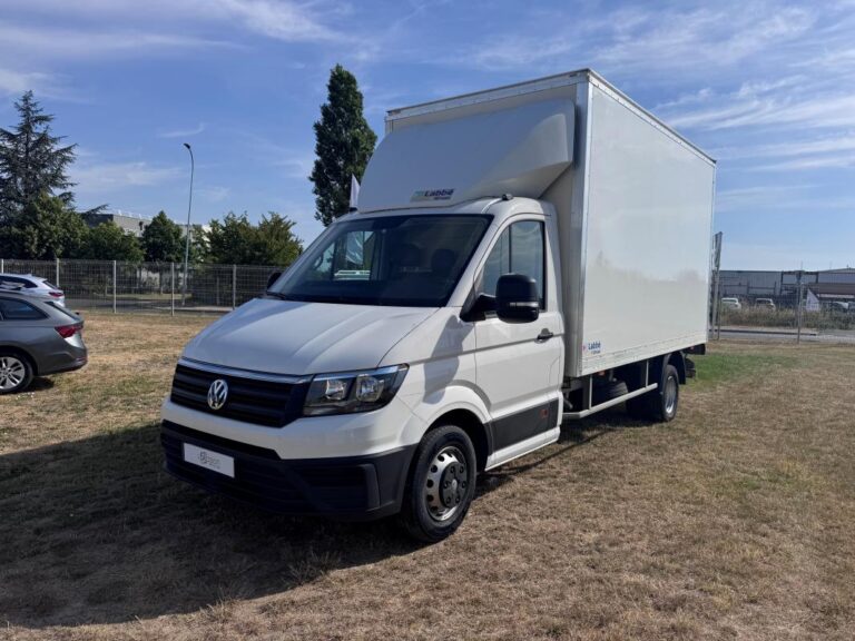 Volkswagen Crafter CHASSIS CABINE CSC PROPULSION (RJ) 35 L4 CGV CAPUCINE 2.0 TDI 177CH BUSINESS - Image 01 (July 7, 2026)