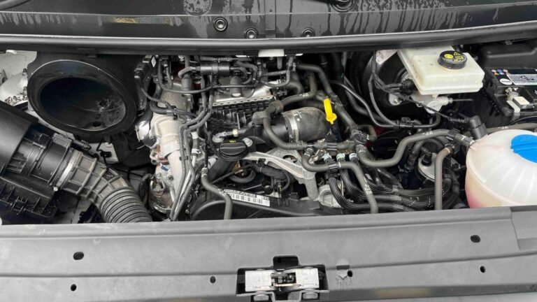 Volkswagen Crafter CHASSIS CABINE CSC PROPULSION (RJ) 35 L4 CGV CAPUCINE 2.0 TDI 177CH BUSINESS - Image 11 (July 7, 2026)