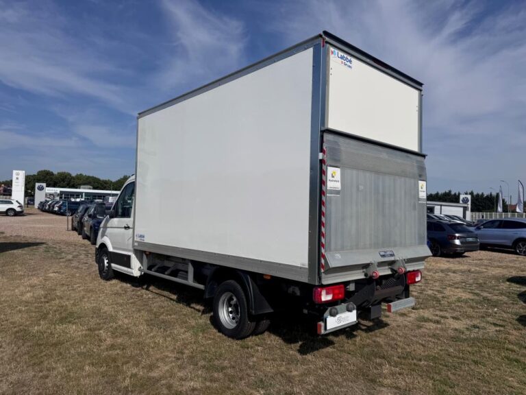 Volkswagen Crafter CHASSIS CABINE CSC PROPULSION (RJ) 35 L4 CGV CAPUCINE 2.0 TDI 177CH BUSINESS - Image 02 (July 7, 2026)