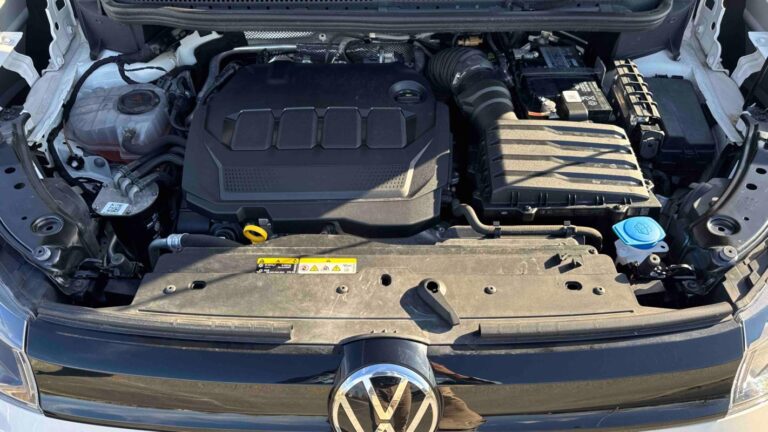 Volkswagen Caddy CARGO 2.0 TDI 102 BVM6 BUSINESS PLUS - Image 15 (July 7, 2026)