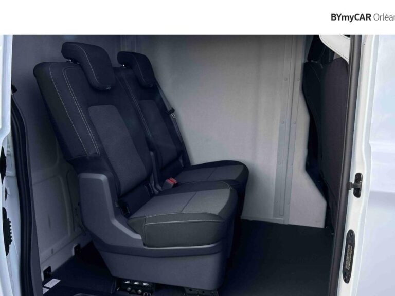 Volkswagen Transporter PROCAB CLOISON L 2.0 TDI 150 BVA8 BUSINESS - Image 17 (July 7, 2026)
