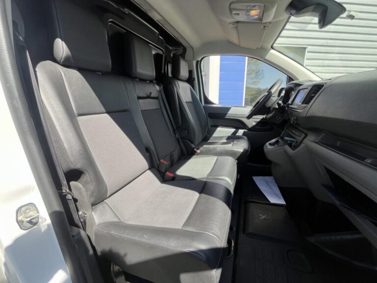 Peugeot Expert III 2.0 BHDI 145 AUTO S&S TAILLE M - Image 17 (July 7, 2026)