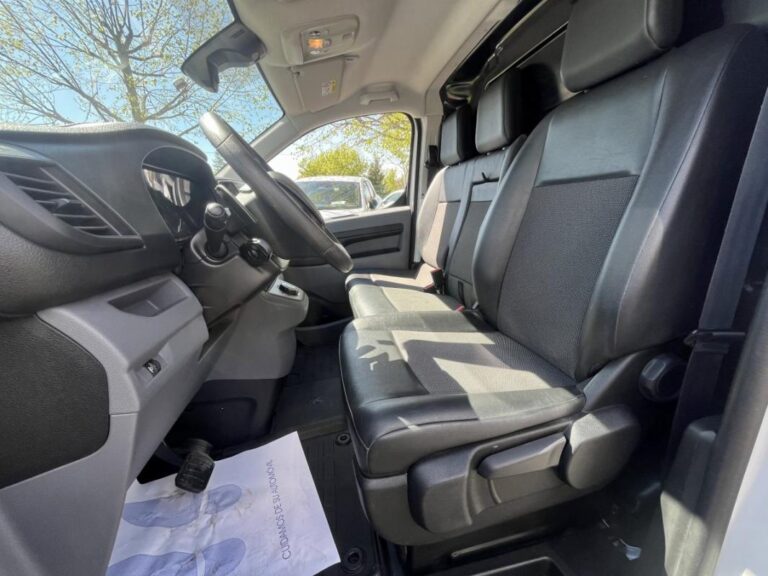 Peugeot Expert III 2.0 BHDI 145 AUTO S&S TAILLE M - Image 08 (July 7, 2026)
